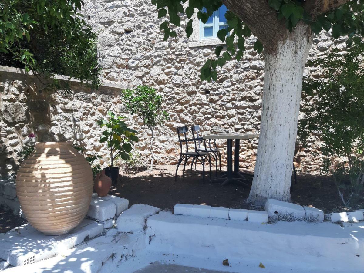 Villa Avli Kardamyli Exterior photo